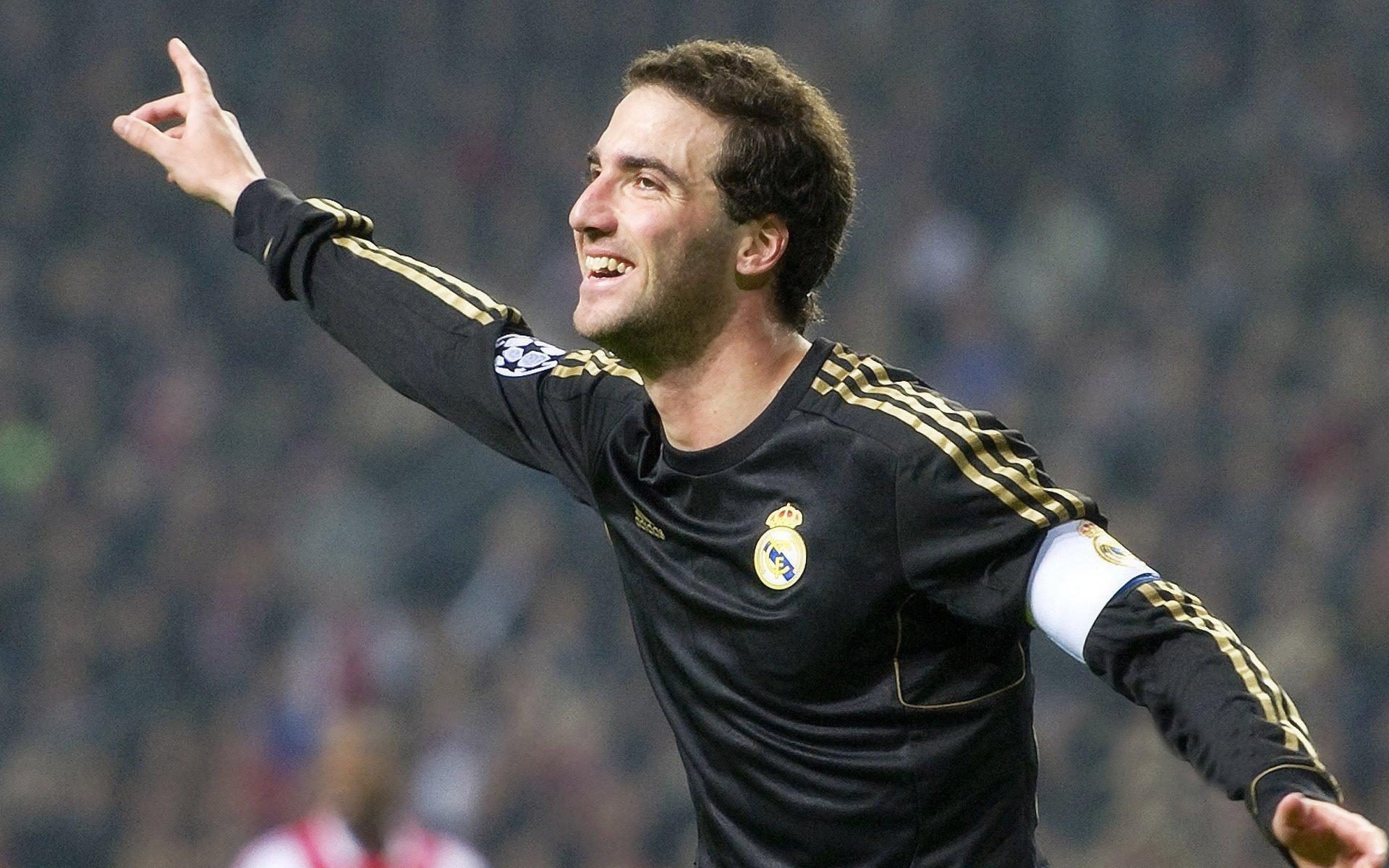 克罗斯评国王杯巅峰对决,承认巴萨运气加持,坦言皇马已倾尽全力