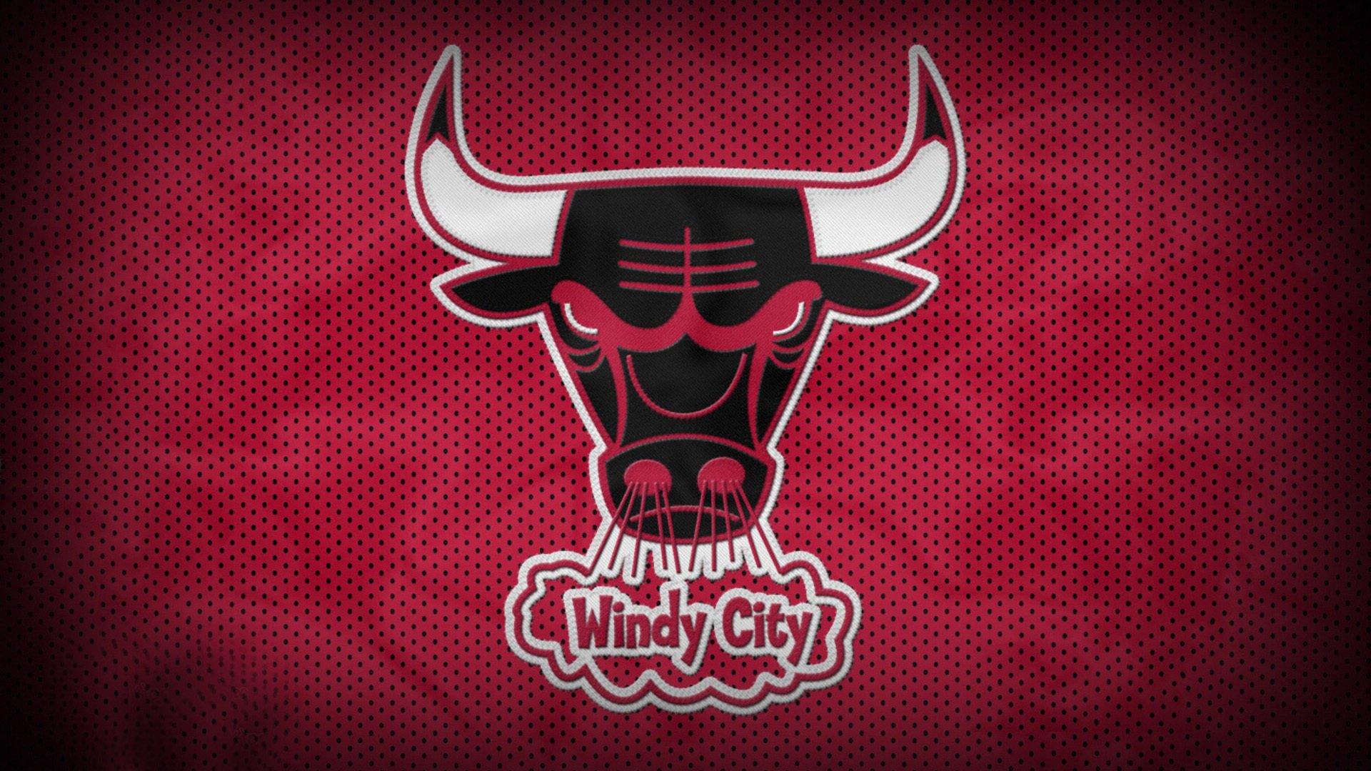 库普梅纳斯批评球队防守策略，收缩过深暴露战术短板，改进空间巨大